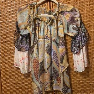 Romeo & Juliet Couture flowy peasant blouse NWOT M